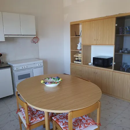 Casa Lungomare Alabe *